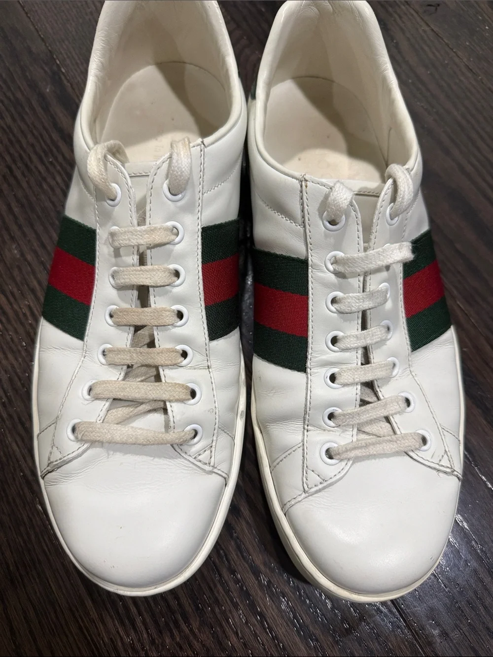 Gucci White Leather Sneakers with Green & Red Web Stripe